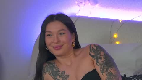 AlexandraBloom online show from 01/08/25, 10:06