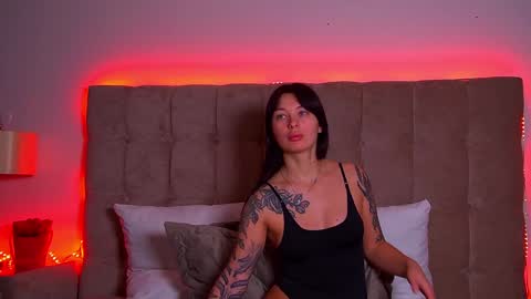 AlexandraBloom online show from 02/03/25, 03:09
