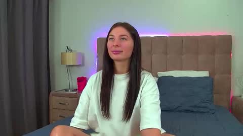 AlexandraBloom online show from 09/29/25, 06:24