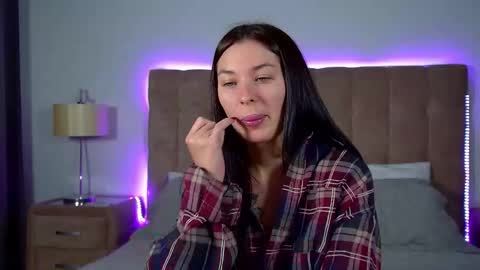 AlexandraBloom online show from 11/16/25, 06:24