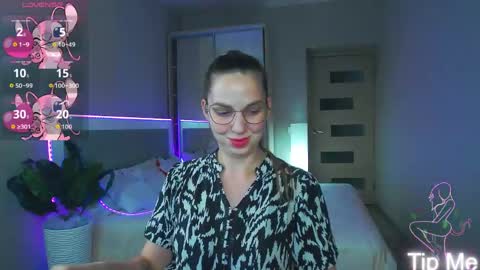Snapshot of alexandracandy chatting on 06/05/26, 08:47 alexandracandy online show from 06/05/26, 08:47