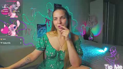 Snapshot of alexandracandy chatting on 06/27/26, 03:06 alexandracandy online show from 06/27/26, 03:06