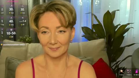 Snapshot of alexandrafix chatting on 02/18/25, 12:17 Alexandra online show from 02/18/25, 12:17