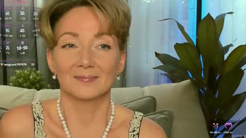 Snapshot of alexandrafix chatting on 02/25/25, 12:55 Alexandra online show from 02/25/25, 12:55