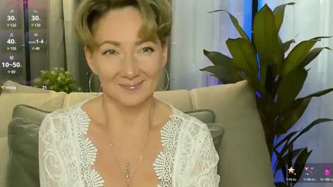 Snapshot of alexandrafix chatting on 02/28/25, 12:52 Alexandra online show from 02/28/25, 12:52
