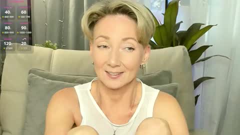 Snapshot of alexandrafix chatting on 10/03/25, 12:46 Alexandra online show from 10/03/25, 12:46
