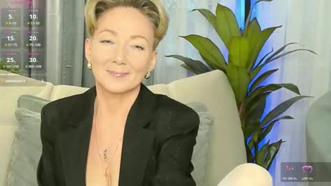 Snapshot of alexandrafix chatting on 01/16/26, 01:04 Alexandra online show from 01/16/26, 01:04