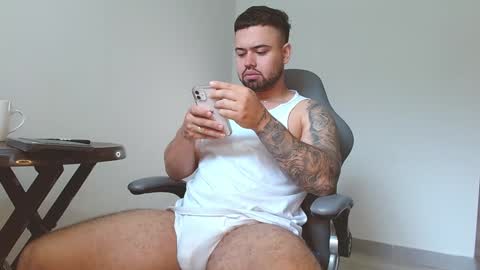 ALEX online show from 01/05/25, 01:36