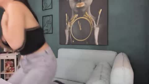 Snapshot of alexanikole chatting on 04/06/26, 07:31 AlexaNikole online show from 04/06/26, 07:31