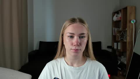 Snapshot of alexarti chatting on 06/08/26, 06:14 Alex online show from 06/08/26, 06:14