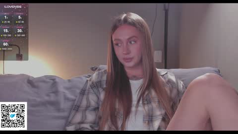 Snapshot of alexashowcum chatting on 12/16/24, 07:00 Alexa online show from 12/16/24, 07:00