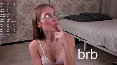 Snapshot of alexaunreal chatting on 03/09/26, 12:36 Alexa online show from 03/09/26, 12:36