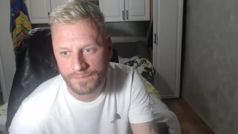 onlyfans..alexyno2022 online show from 12/15/25, 04:44