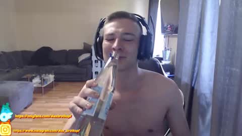 Snapshot of alexbrotkopf chatting on 09/16/25, 10:49 Alex online show from 09/16/25, 10:49