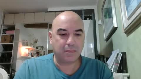 Snapshot of alexct77 chatting on 04/24/26, 06:32 alexct77 online show from 04/24/26, 06:32