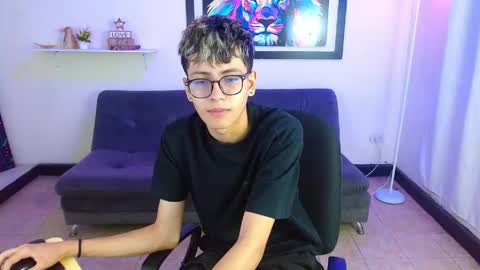 Snapshot of alexcum_18 chatting on 04/18/26, 02:10 alex online show from 04/18/26, 02:10