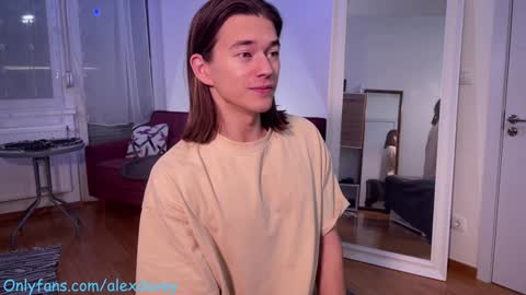           online show from 12/21/24, 09:04