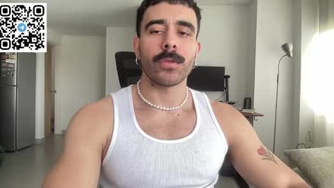 Snapshot of alexdimartino chatting on 04/24/26, 04:31 Alex Dimartino online show from 04/24/26, 04:31