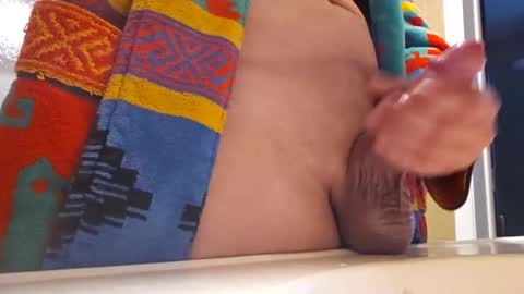 Snapshot of alexdutrow75 chatting on 02/11/25, 08:31 JamesB online show from 02/11/25, 08:31