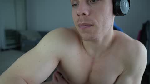 Snapshot of alexfit96 chatting on 02/08/25, 01:54 alexfit96 online show from 02/08/25, 01:54