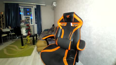 Alex online show from 12/29/24, 03:03