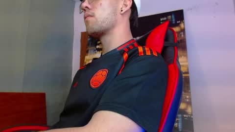 alexgiraldo__ online show from 06/02/26, 02:02