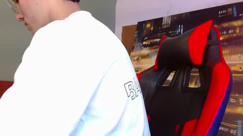 alexgiraldo__ online show from 06/16/26, 02:03