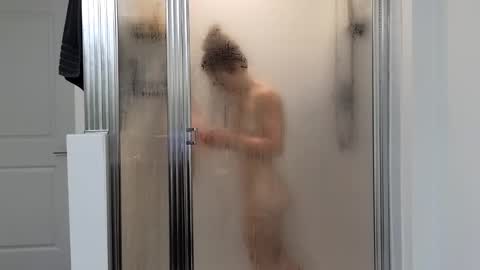 Alexi online show from 01/15/25, 02:02