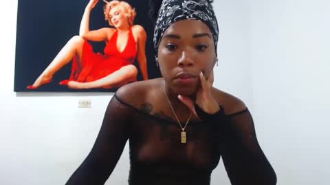 alexia_sinclaire24 online show from 10/01/25, 12:05