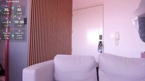 Alexia online show from 11/29/25, 04:43