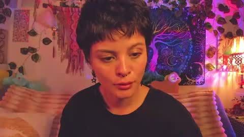 Snapshot of alexiafisher_ chatting on 06/19/26, 05:34 Alex online show from 06/19/26, 05:34