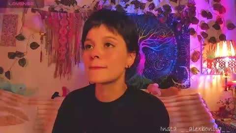 Snapshot of alexiafisher_ chatting on 06/22/26, 12:35 Alex online show from 06/22/26, 12:35