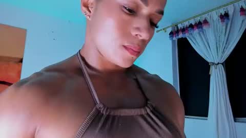 Snapshot of alexiafit chatting on 07/12/26, 06:43 alexiafit online show from 07/12/26, 06:43