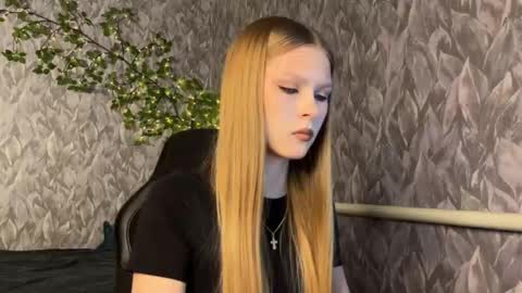 Alexia online show from 04/30/26, 03:07