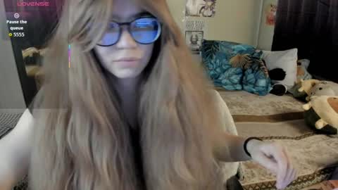 Snapshot of alexiamaiex chatting on 04/09/26, 02:11 alexiamaiex online show from 04/09/26, 02:11