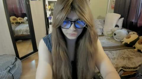 Snapshot of alexiamaiex chatting on 05/28/26, 04:21 alexiamaiex online show from 05/28/26, 04:21