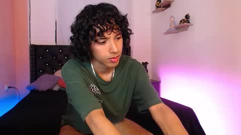 Alexis online show from 10/03/25, 07:22