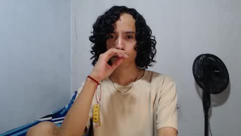 Snapshot of alexis21_ chatting on 03/16/26, 10:30 Alexis online show from 03/16/26, 10:30