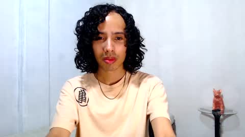 Snapshot of alexis21_ chatting on 05/16/26, 12:26 Alexis online show from 05/16/26, 12:26