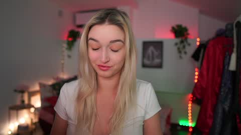 Alexis Texas online show from 12/11/24, 07:57