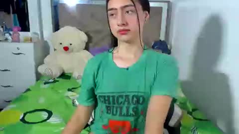 -- ALEXIS -- online show from 07/08/26, 01:32