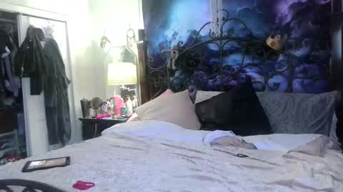 Snapshot of alexisafterdarkx chatting on 06/04/26, 12:55 alexisafterdarkx online show from 06/04/26, 12:55
