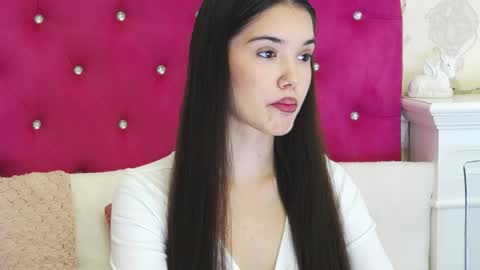 alexisdevine online show from 05/18/26, 04:29