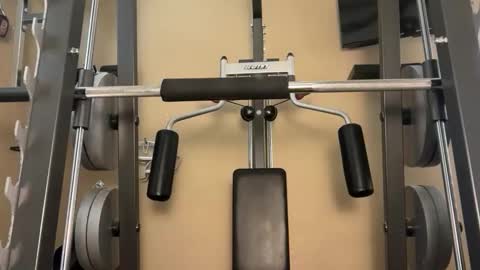 Snapshot of alexispaige06 chatting on 12/15/25, 06:56 alexispaige06 online show from 12/15/25, 06:56