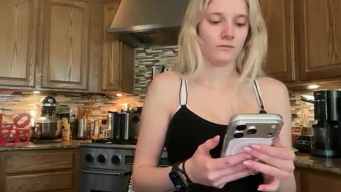 alexispaige06 online show from 03/03/26, 05:30