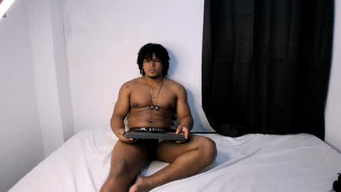 Snapshot of alexj_black chatting on 09/26/25, 06:39 ALEXJ BLACK online show from 09/26/25, 06:39