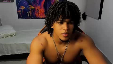 Snapshot of alexj_black chatting on 09/30/25, 04:50 ALEXJ BLACK online show from 09/30/25, 04:50