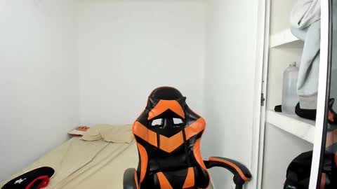 Snapshot of alexj_black chatting on 03/12/26, 12:22 ALEXJ BLACK online show from 03/12/26, 12:22