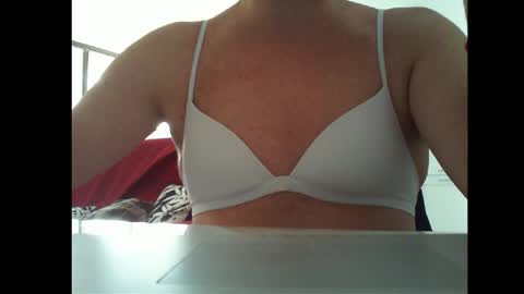 Alexia online show from 10/06/25, 09:18