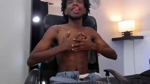 Snapshot of alexjaccob chatting on 10/02/25, 01:51 Alex Jaccob online show from 10/02/25, 01:51